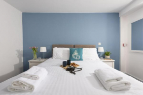 Portheras, Double Room with Breakfast, Cape Cornwall Club